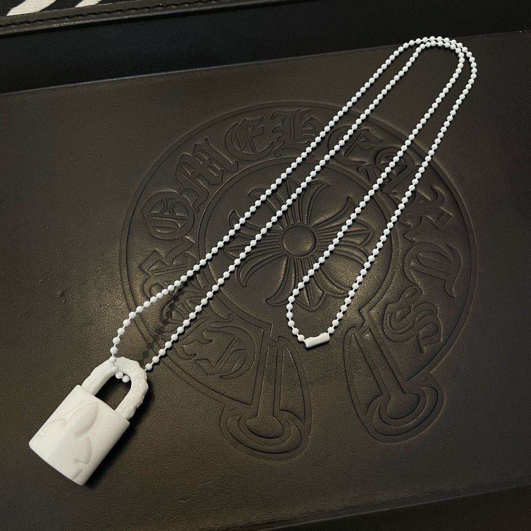批新款Chrome Hearts 克罗心十字架锁头树脂圆珠项链，精致专柜工艺，品质保证，男女同款，多种风