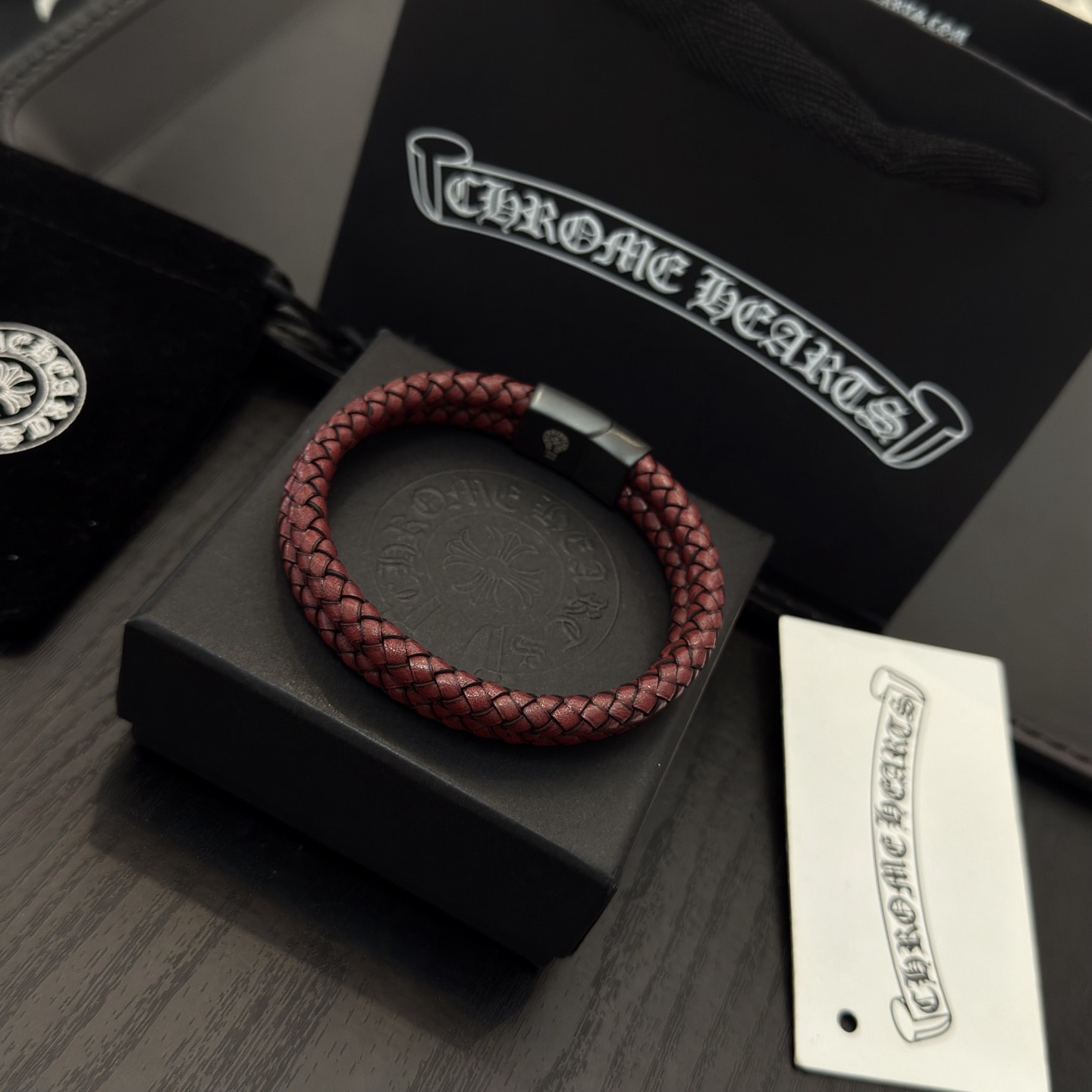 新款【专柜品质】Chrome Hearts克罗心双层皮绳手镯 凹凸造型不同的花纹设计风格呈现出与众不同 