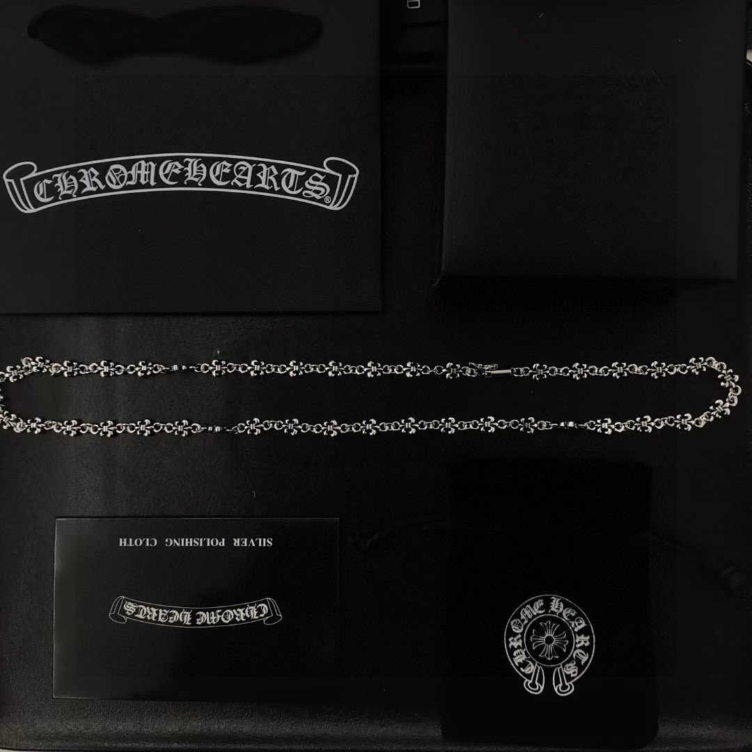 【专柜品质】Chrome Hearts克罗心 经典童军花项链 很好凹造型的项链不同的花纹设计风格呈现出与