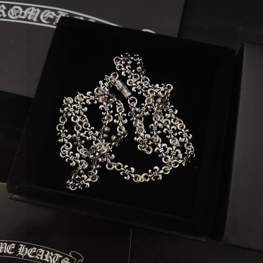 【专柜品质】Chrome Hearts克罗心 经典童军花项链 很好凹造型的项链不同的花纹设计风格呈现出与