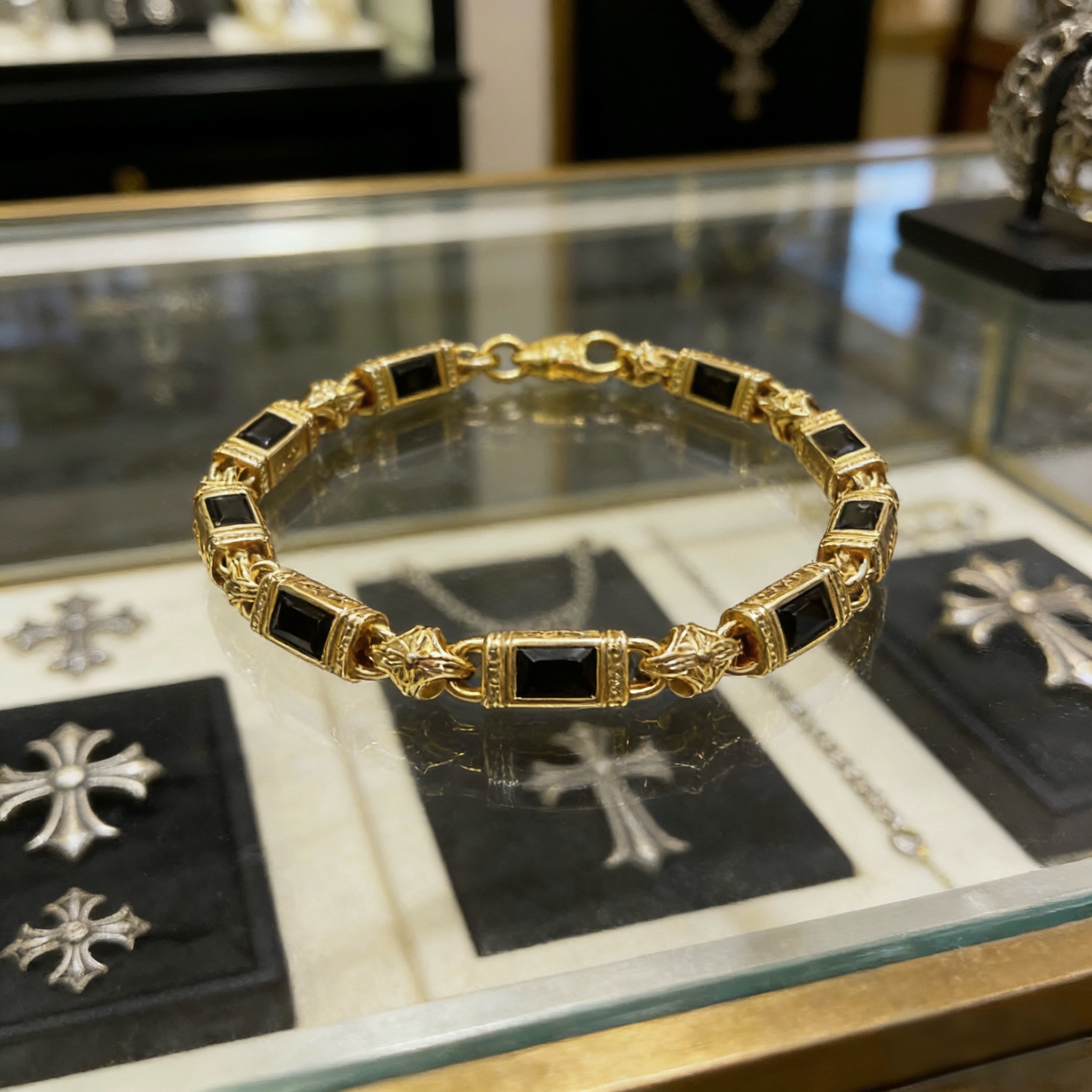 Chrome Hearts 新款【 品质】Chrome Hearts克罗心黄金色多元素黑钻十字架手链