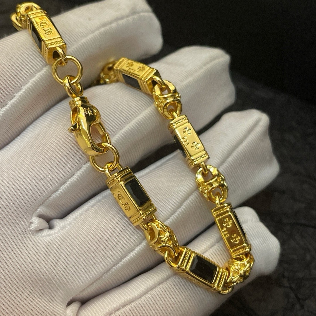 Chrome Hearts 新款【 品质】Chrome Hearts克罗心黄金色多元素黑钻十字架手链