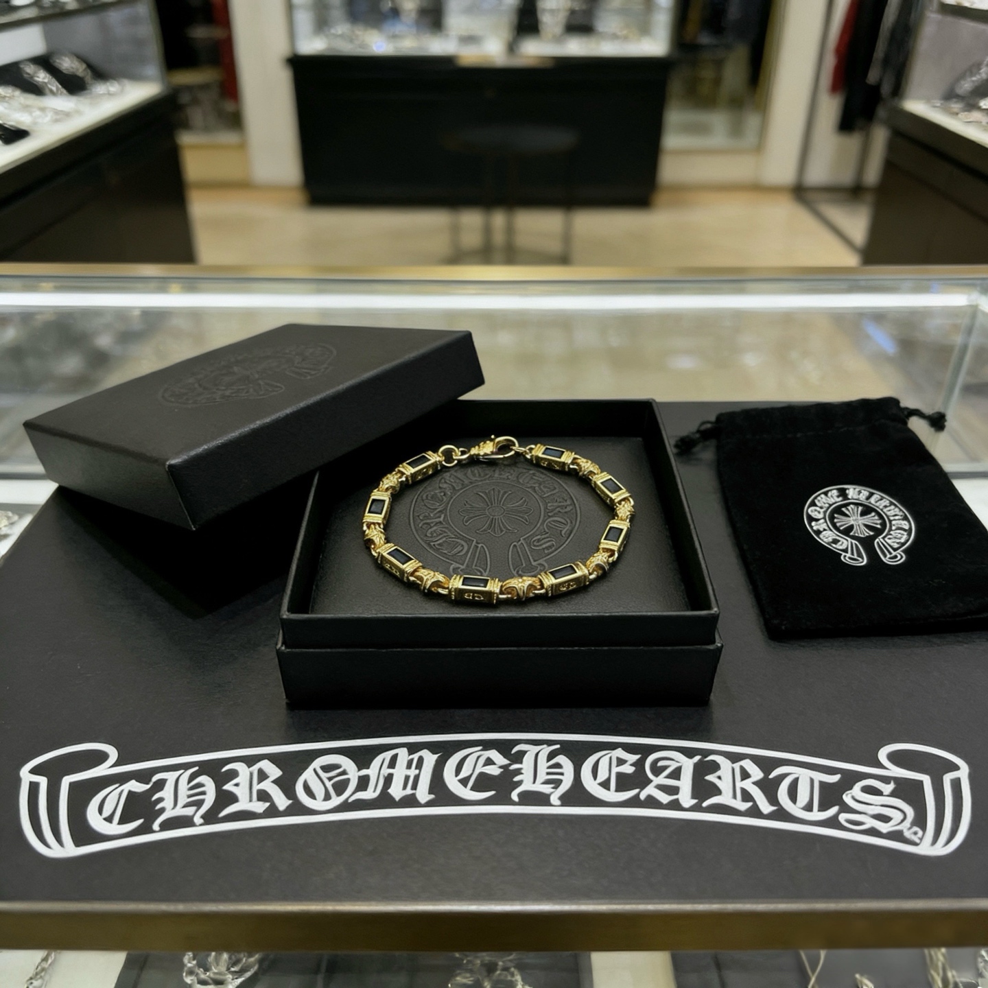 Chrome Hearts 新款【 品质】Chrome Hearts克罗心黄金色多元素黑钻十字架手链