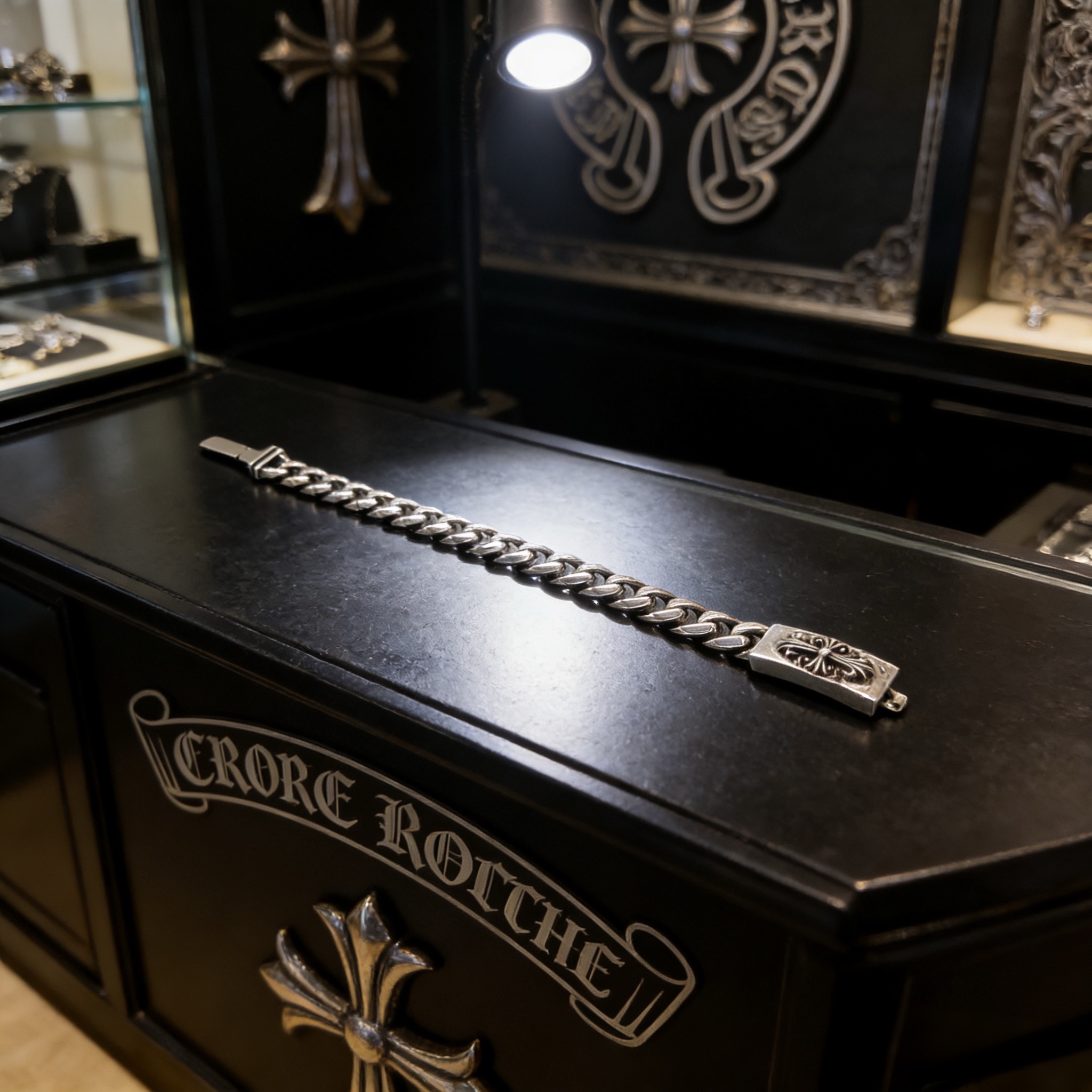 Chrome Hearts 新款【 品质】Chrome Hearts克罗心 十字花光面古巴手链