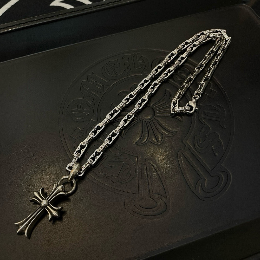 Chrome Hearts 新款【 品质】Chrome Hearts克罗心 锁扣项链 十字架吊坠