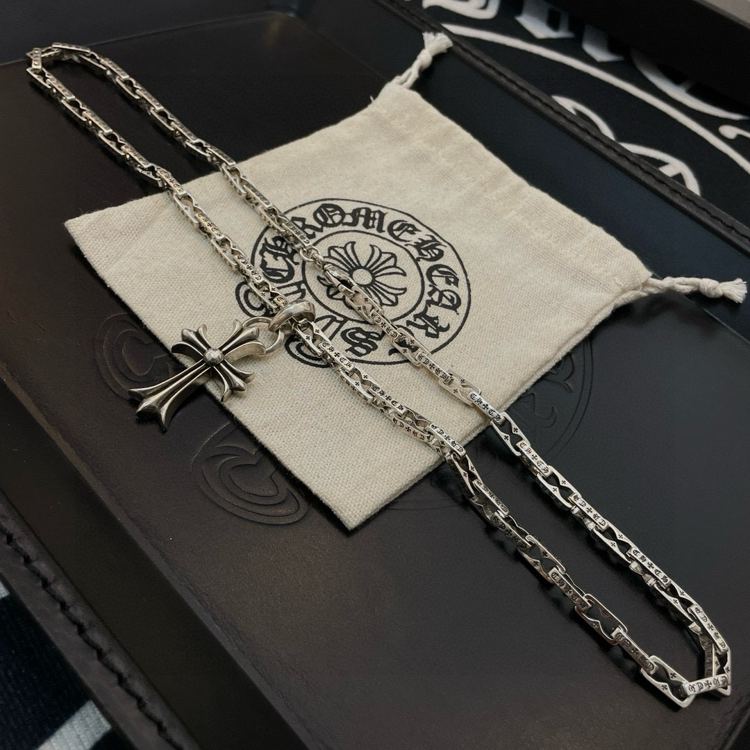 Chrome Hearts 新款【 品质】Chrome Hearts克罗心 锁扣项链 十字架吊坠