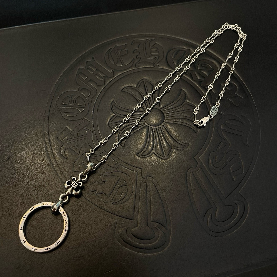 Chrome Hearts 新款【 品质】Chrome Hearts克罗心 项链 童军花圆环吊坠