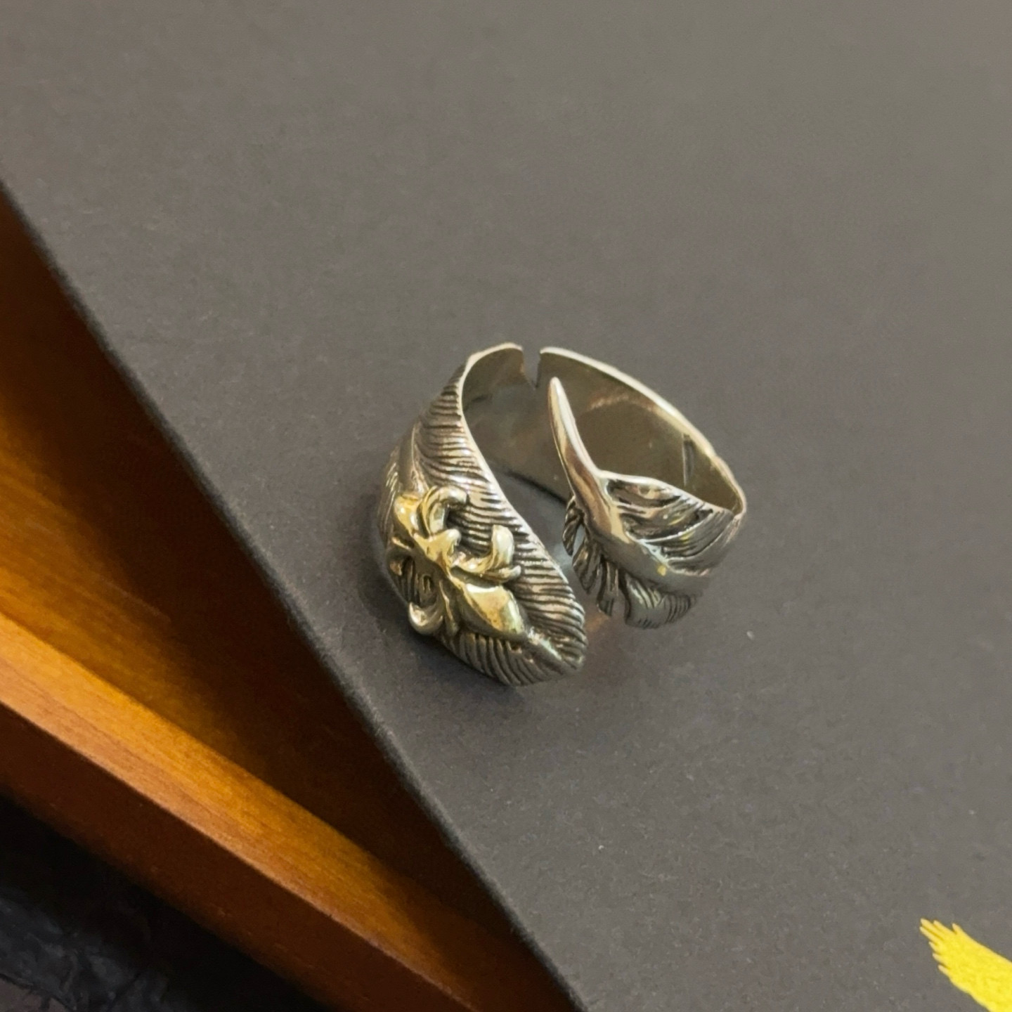 Goro's 新品上架Goro’s高桥吾郎羽毛戒指