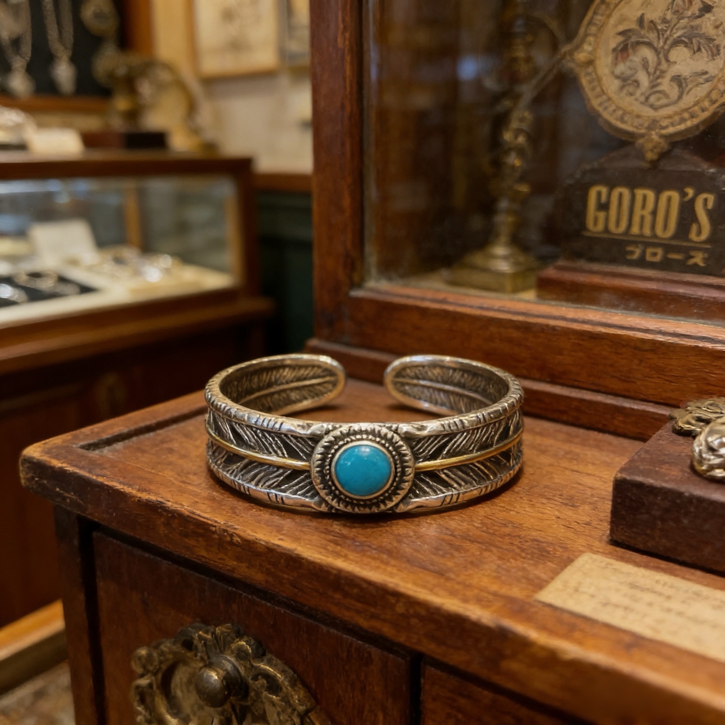 NO:763254,[New product on the shelves] Goro’s Goro Takahashi Feather Turquoise Bracelet, the top version, look for exclusive shooting, focus on the high-end market, absolutely different from the ordinary version!  The product details in the pictures are consistent with ZP!  Original production process, exquisite quality, purely handmade ~ Authentic open mold, fashionable must-have, can be worn by both men and women, same style for couples, rock punk Thai silver style, retro elements, trendy and versatile, same style as the official website, boutique jewelry, bracelet19860909【新品上架】Goro’s高桥吾郎羽毛松石手镯 顶级版本 认准独家拍摄 主攻高端市场 绝对区别普通版本！图片产品细节与ZP一致！原版制作工艺 精工品质 纯手工打造 ～正品开模潮流时尚必备 男女均可佩戴 情侣款同款 摇滚朋克泰银风格 复古元素 潮流百搭 官网同款,饰品精品,bracelet,Jewelry