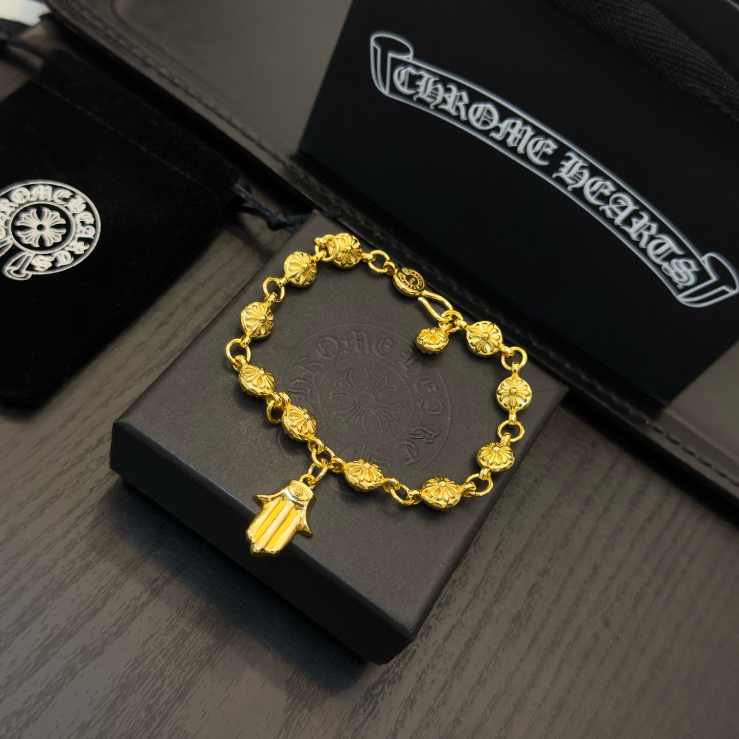 Chrome Hearts 新款【 品质】Chrome Hearts克罗心 黄金色十字花球手链