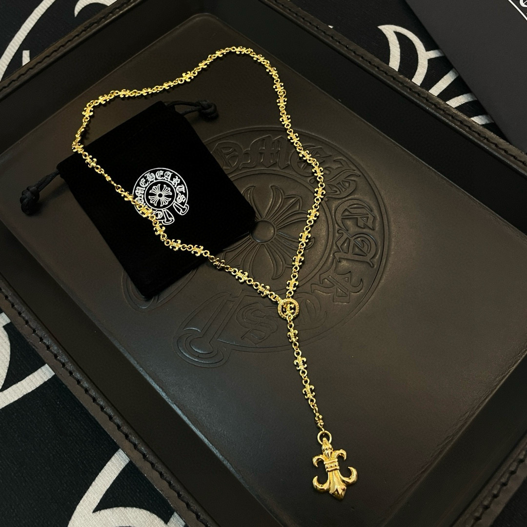 Chrome Hearts 新款【 品质】Chrome Hearts克罗心黄金色绿典童军花项链