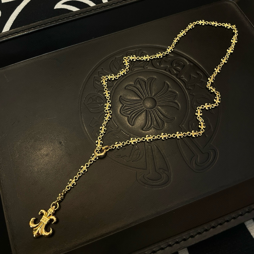 Chrome Hearts 新款【 品质】Chrome Hearts克罗心黄金色绿典童军花项链