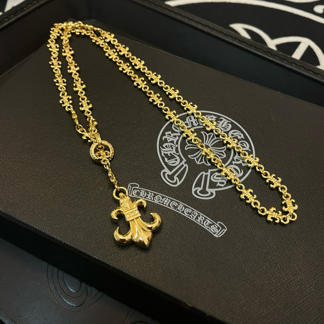 Chrome Hearts 新款【 品质】Chrome Hearts克罗心黄金色绿典童军花项链