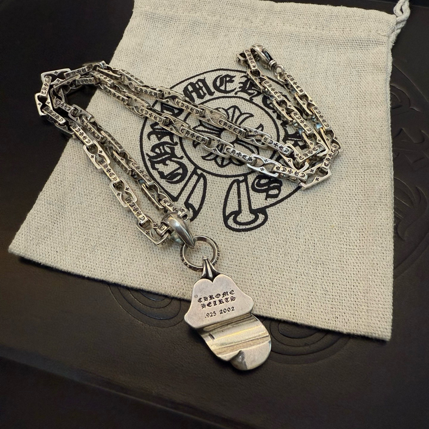 Chrome Hearts 新款【 品质】Chrome Hearts克罗心 十字架粗字母项链 大舌头吊坠