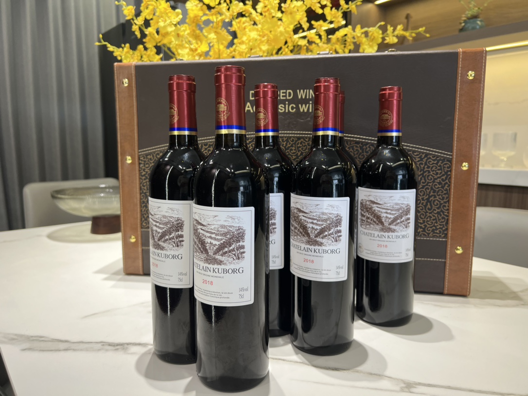 A box of 6 bottlesAuthentic Lafite Rothschild produced winery famous win - Comprehensive 8