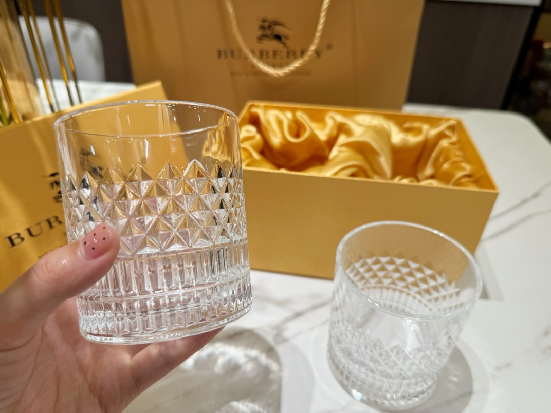 巴宝莉经典菱形切割威士忌杯 5