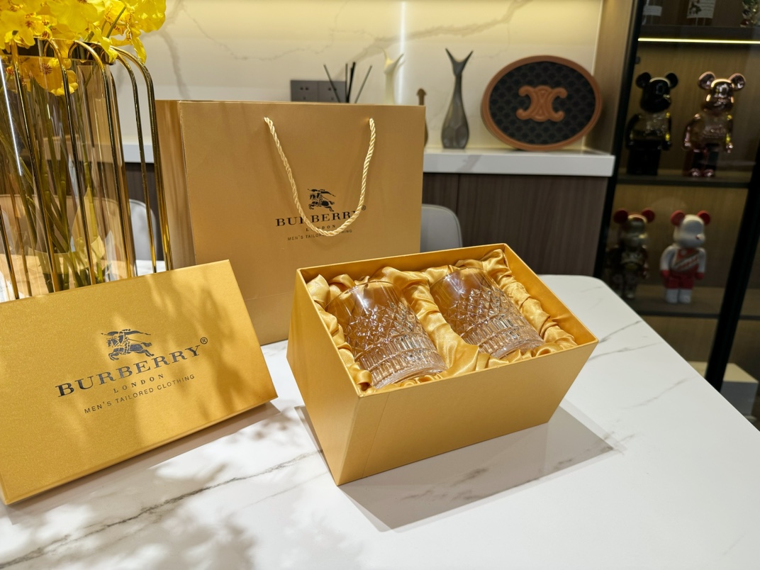 Burberry Whisky Glass - Comprehensive