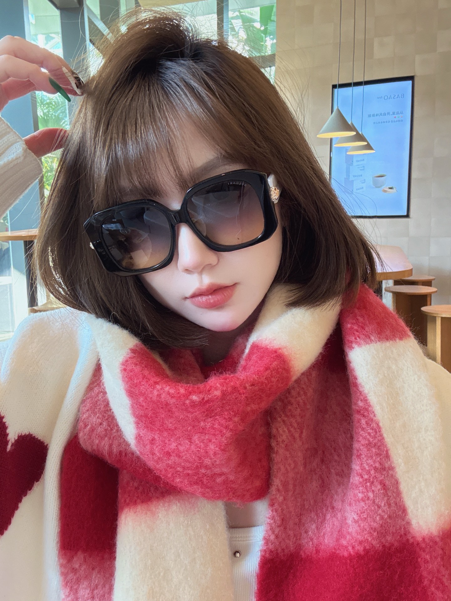 ￼    BVLGARI
MOD：BV40012
SIZE：55-18-140
