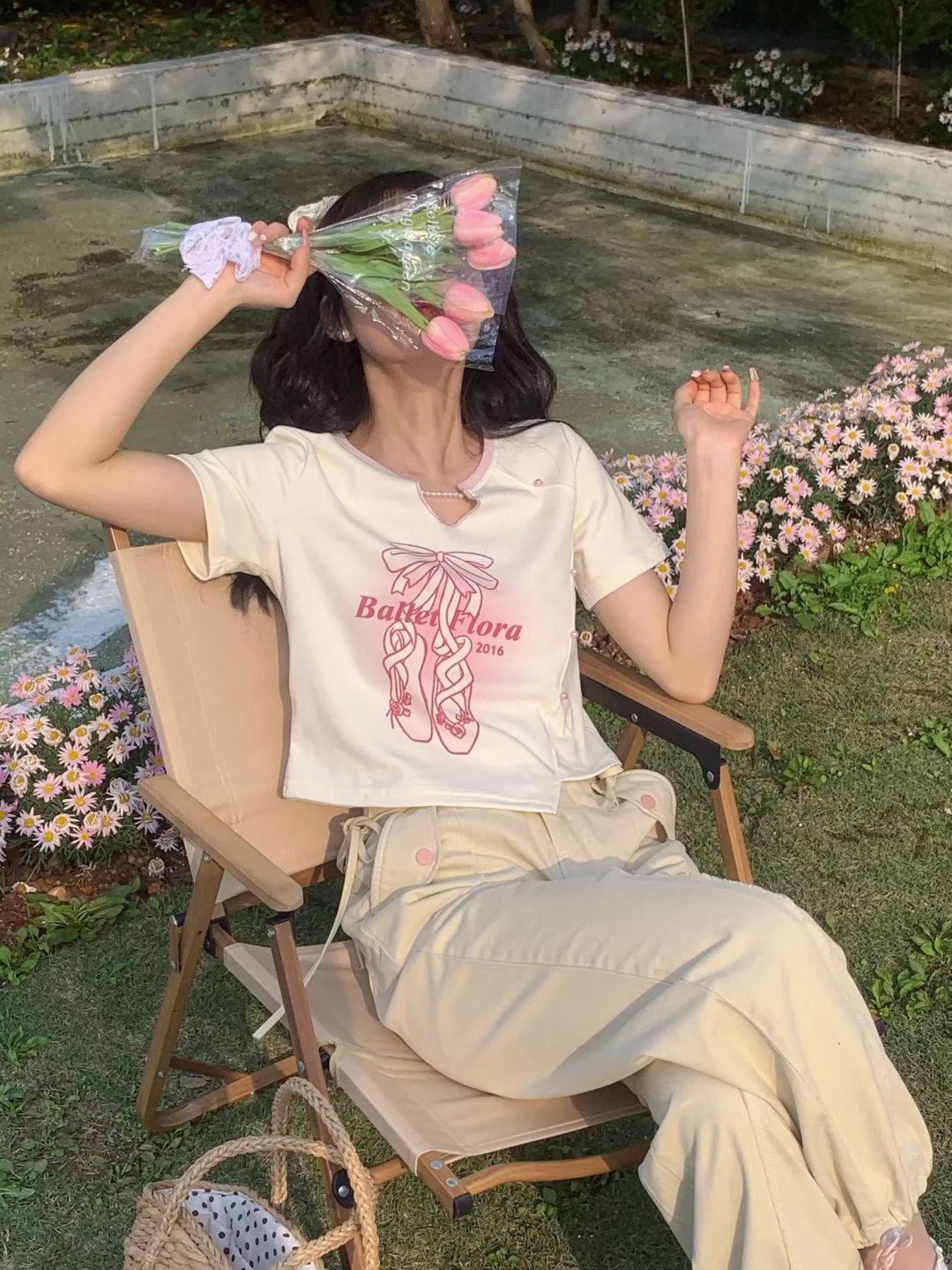 [原创潮牌]🛒购物价：💰64🎈专柜同款上市61362t恤T恤，非常难得的一批货，公司货品，舒适有透气，轻巧而且保暖，运动自如，你绝对值得拥有，🎉赶快入手一件，展现你的时尚魅力吧！
品名：61362t恤T恤
颜色：杏色
货号：61362
类别：T恤
尺码：XS/S/M/L/XL