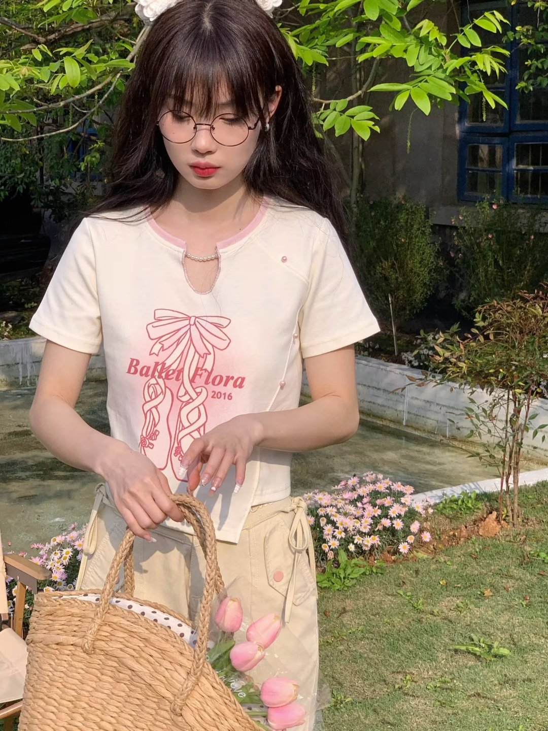[原创潮牌]🛒购物价：💰64🎈专柜同款上市61362t恤T恤，非常难得的一批货，公司货品，舒适有透气，轻巧而且保暖，运动自如，你绝对值得拥有，🎉赶快入手一件，展现你的时尚魅力吧！
品名：61362t恤T恤
颜色：杏色
货号：61362
类别：T恤
尺码：XS/S/M/L/XL