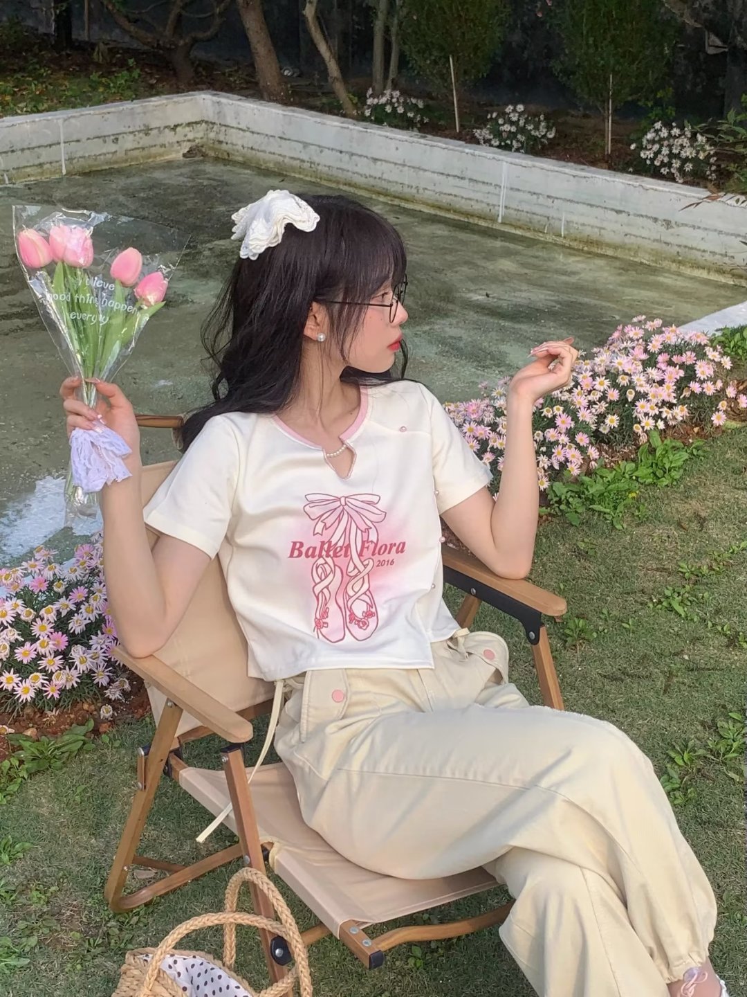 [原创潮牌]🛒购物价：💰64🎈专柜同款上市61362t恤T恤，非常难得的一批货，公司货品，舒适有透气，轻巧而且保暖，运动自如，你绝对值得拥有，🎉赶快入手一件，展现你的时尚魅力吧！
品名：61362t恤T恤
颜色：杏色
货号：61362
类别：T恤
尺码：XS/S/M/L/XL