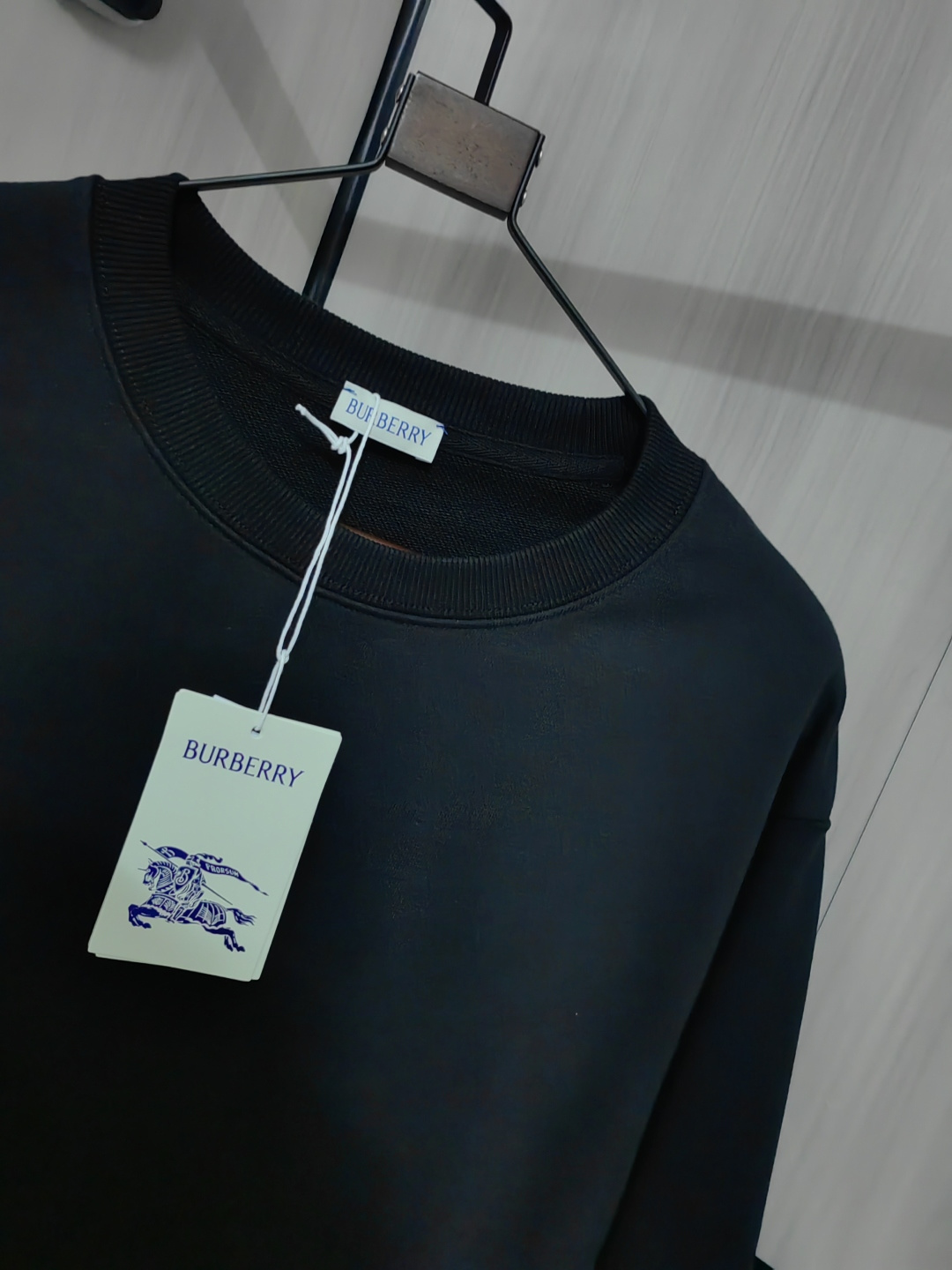 BUEBERRY メンズ・レディース兼用 ルーズフィットクルーネックスウェット