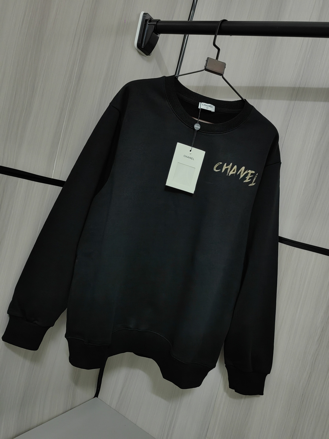 CHANEL 圆领卫衣 - 高品質コットン素材・ユニセックスデザイン