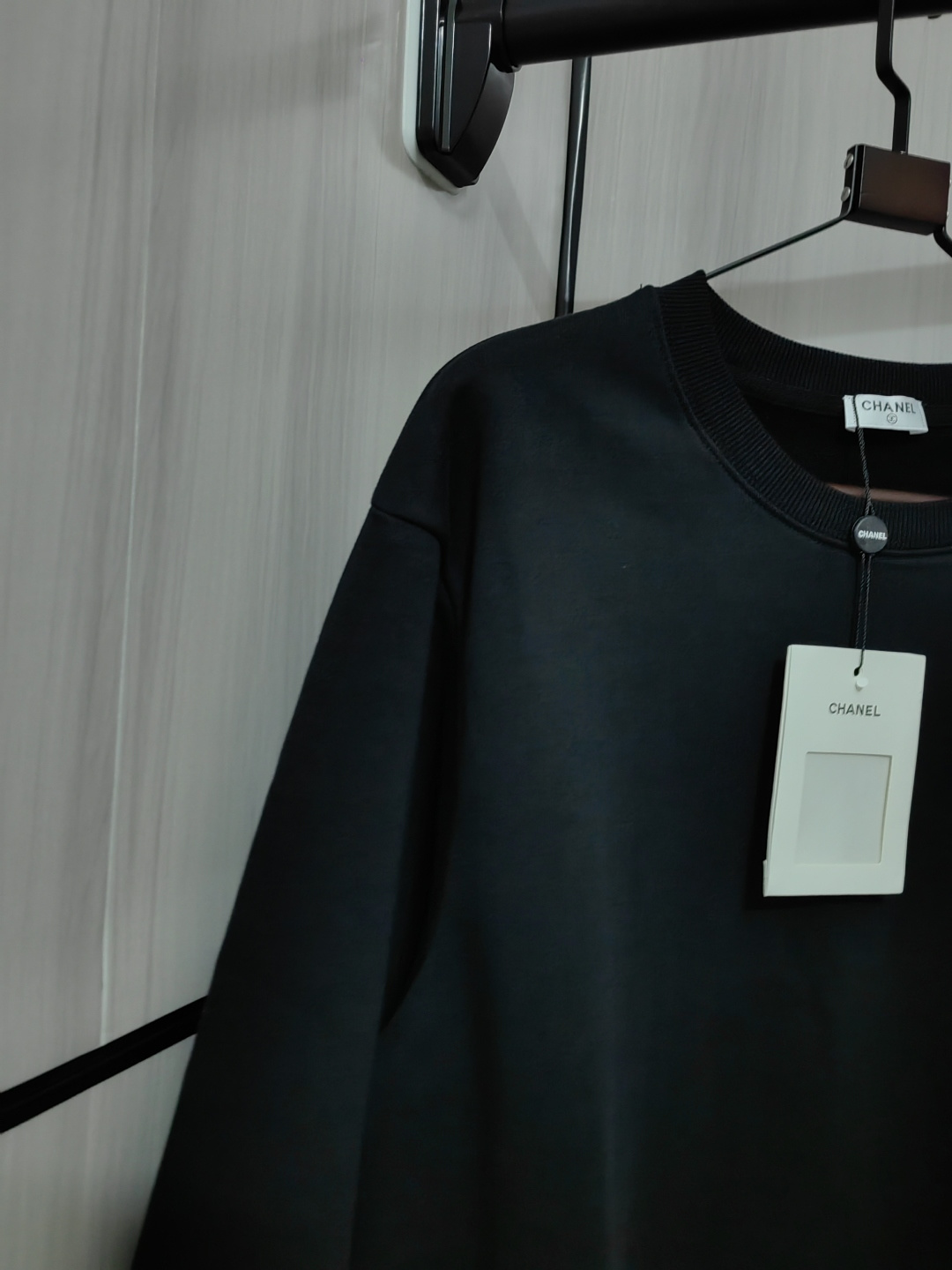 CHANEL 圆领卫衣 - 高品質コットン素材・ユニセックスデザイン