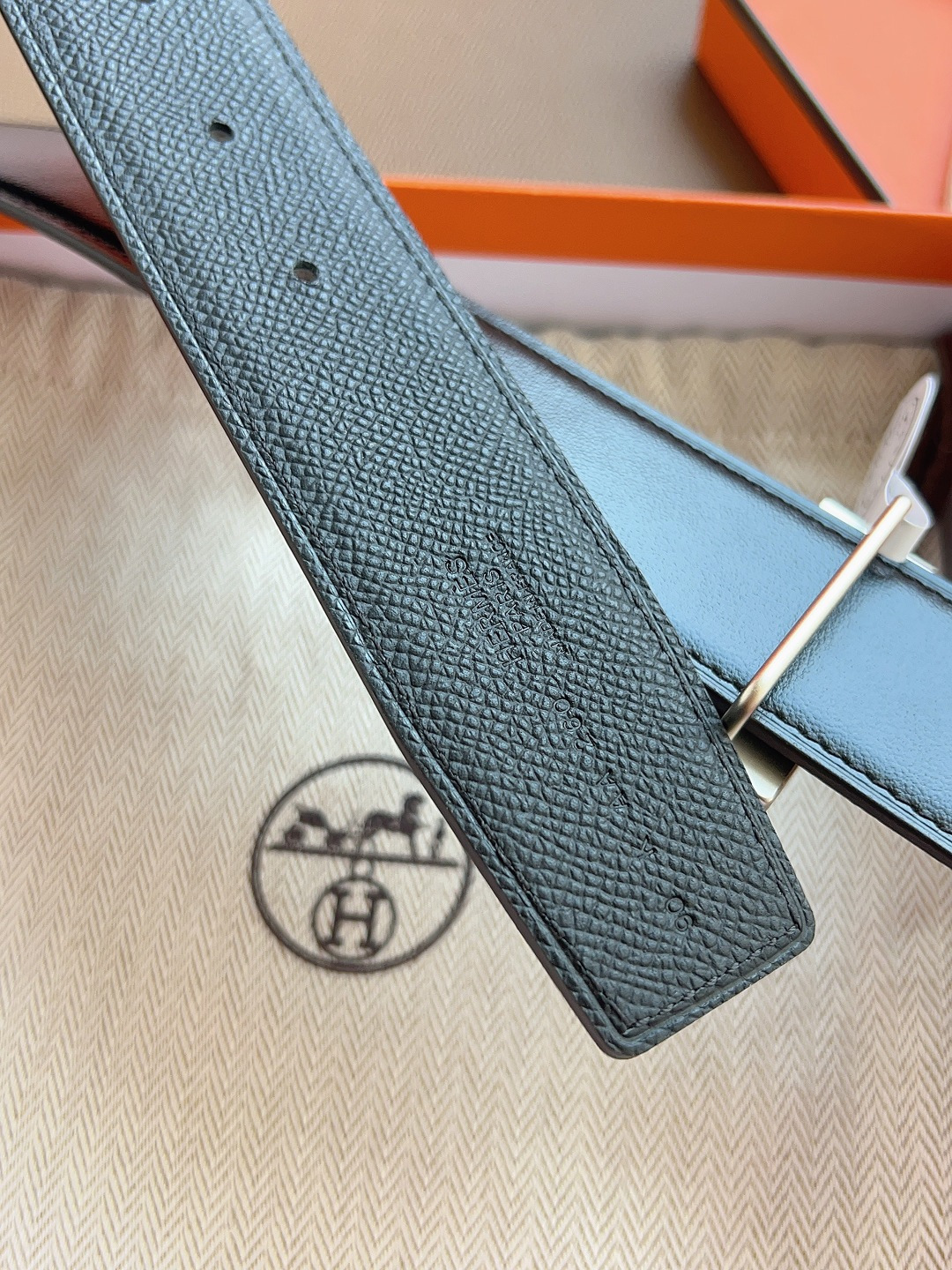 Hermes Style Black Leather Men's Belts Men's Belts Men's Belt detail image 7 from source 766384