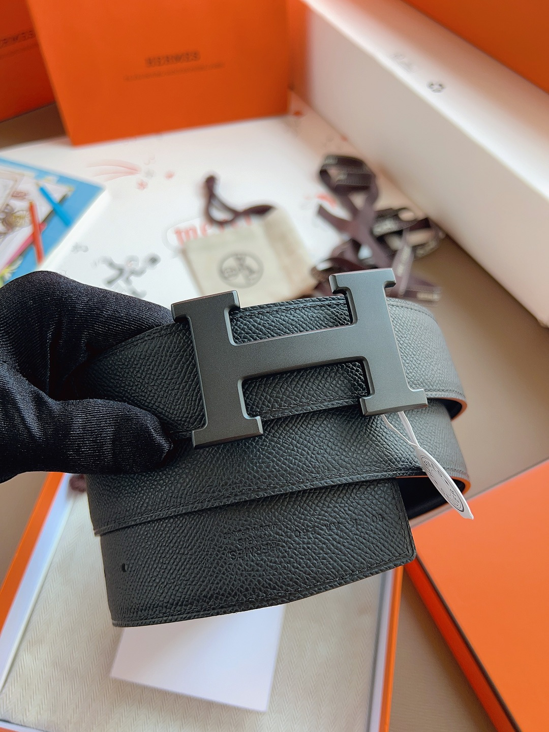 Hermes Style Black Leather Men's Belts Lookbook Reference image 2