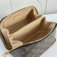【顶级原单 芯片版】11750老花,M11508黑花 黑格Toiletry Bag 2 Compar 【顶级原单 芯片版】11750老花,M11508黑花 黑格Toiletry Bag 2 Compar