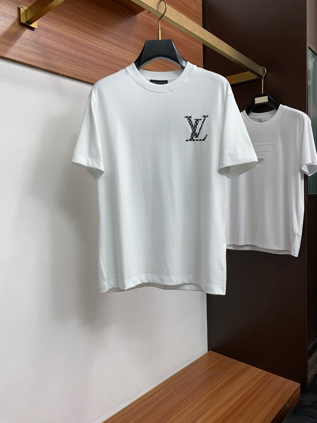 Louis Vuitton White LV Logo T-Shirt
