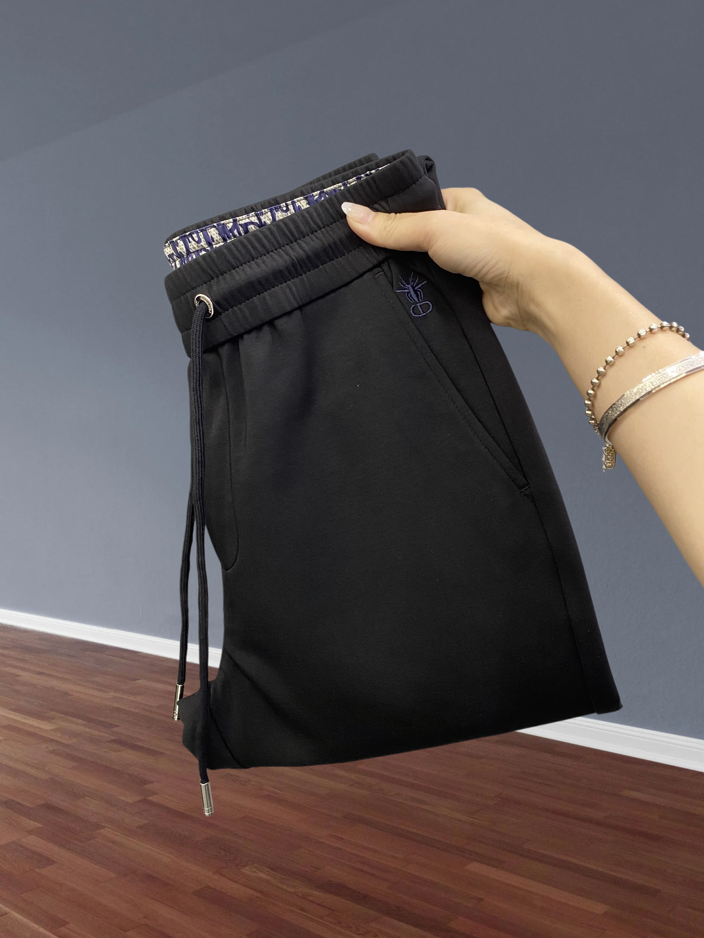 🔥DIOR 迪奥26年新品休闲裤🔥专柜热销款 品味与价值共享 身穿着非常舒适 低调不失奢华 穿出去非常有