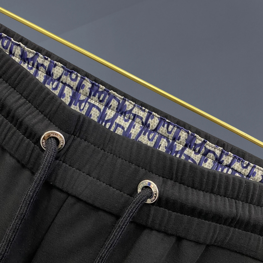 🔥DIOR 迪奥26年新品休闲裤🔥专柜热销款 品味与价值共享 身穿着非常舒适 低调不失奢华 穿出去非常有