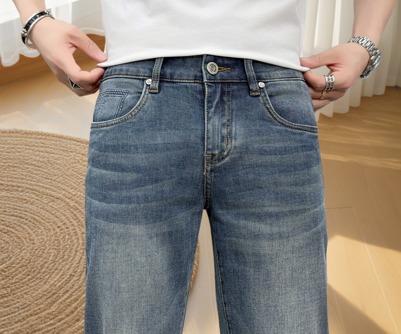 🔥 Loro piana 诺悠翩雅 26年新款牛仔裤🔥专柜热销款休闲裤 品味与价值共享 身穿着非常舒适 