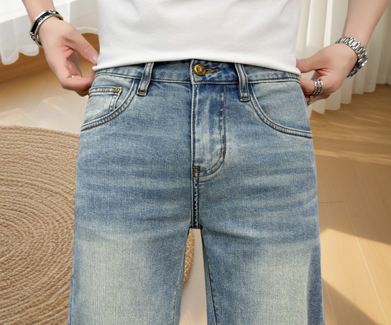 🔥VERSACE 范思哲 26年新款牛仔裤🔥专柜热销款休闲裤 品味与价值共享 身穿着非常舒适 低调不失奢