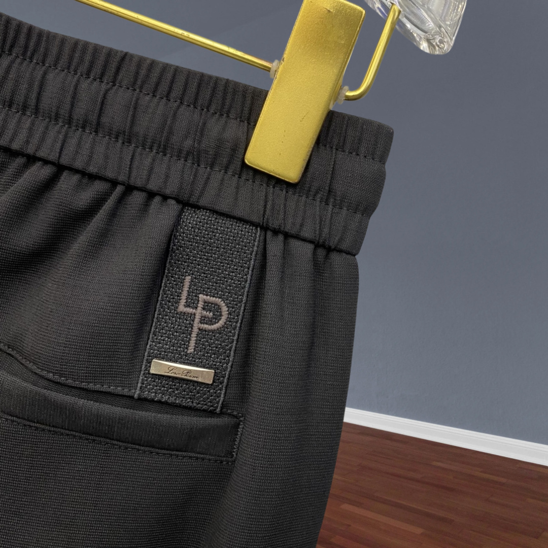 🔥Loro piana 诺悠翩雅 26年新品休闲裤🔥专柜热销款 品味与价值共享 身穿着非常舒适 低调不失