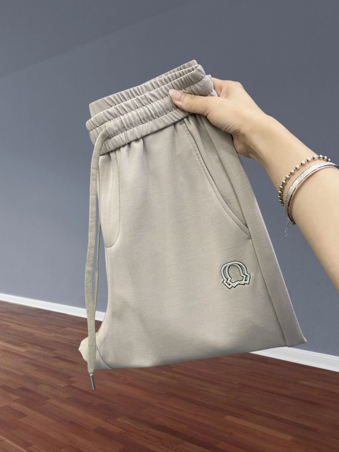 🔥MONCLER 蒙口 26年新品休闲裤🔥专柜热销款 品味与价值共享 身穿着非常舒适 低调不失奢华 穿出