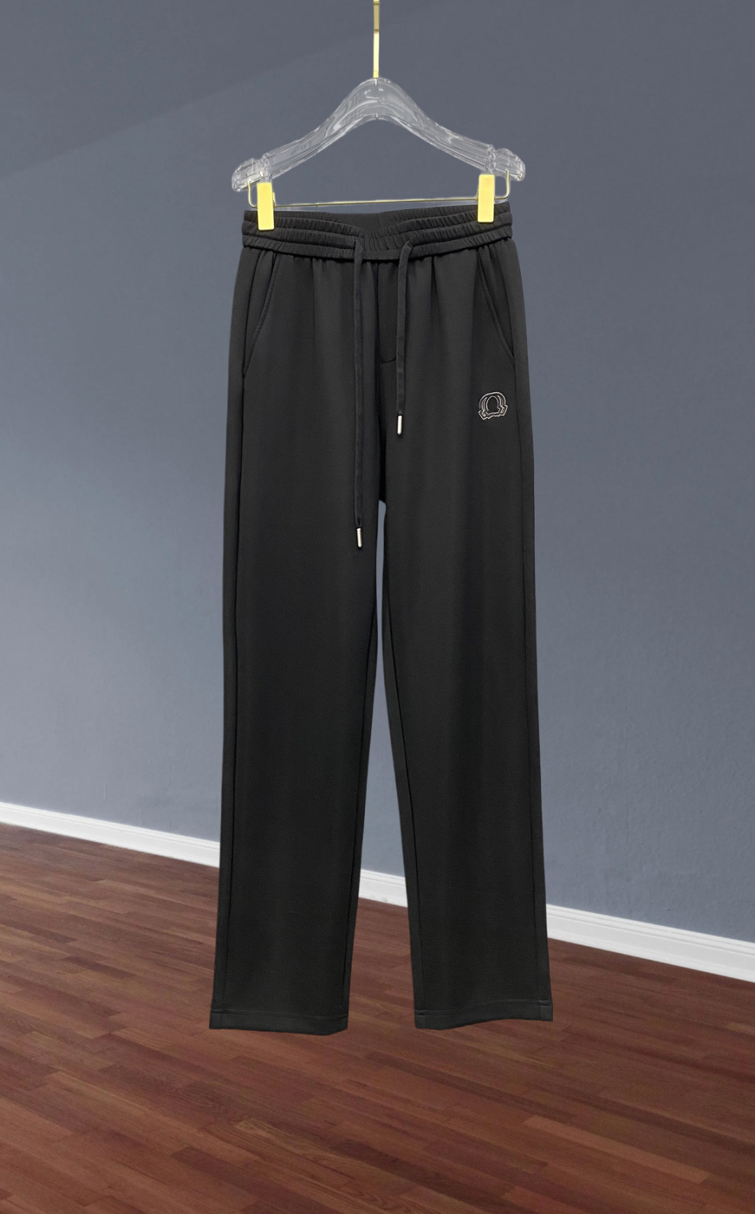 🔥MONCLER 蒙口 26年新品休闲裤🔥专柜热销款 品味与价值共享 身穿着非常舒适 低调不失奢华 穿出