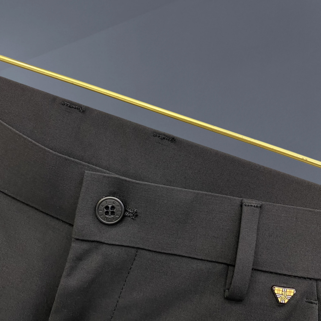 🔥BURBERRY 巴宝莉 26年新品休闲裤🔥专柜热销款 品味与价值共享 身穿着非常舒适 低调不失奢华 