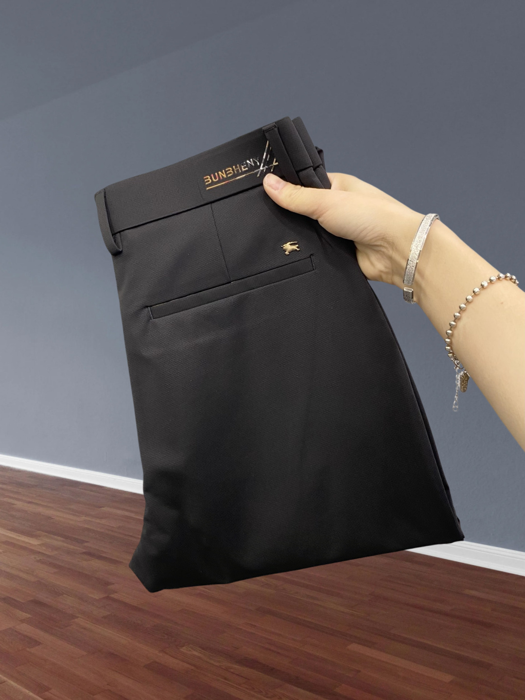 🔥BURBERRY 巴宝莉 26年新品休闲裤🔥专柜热销款 品味与价值共享 身穿着非常舒适 低调不失奢华 