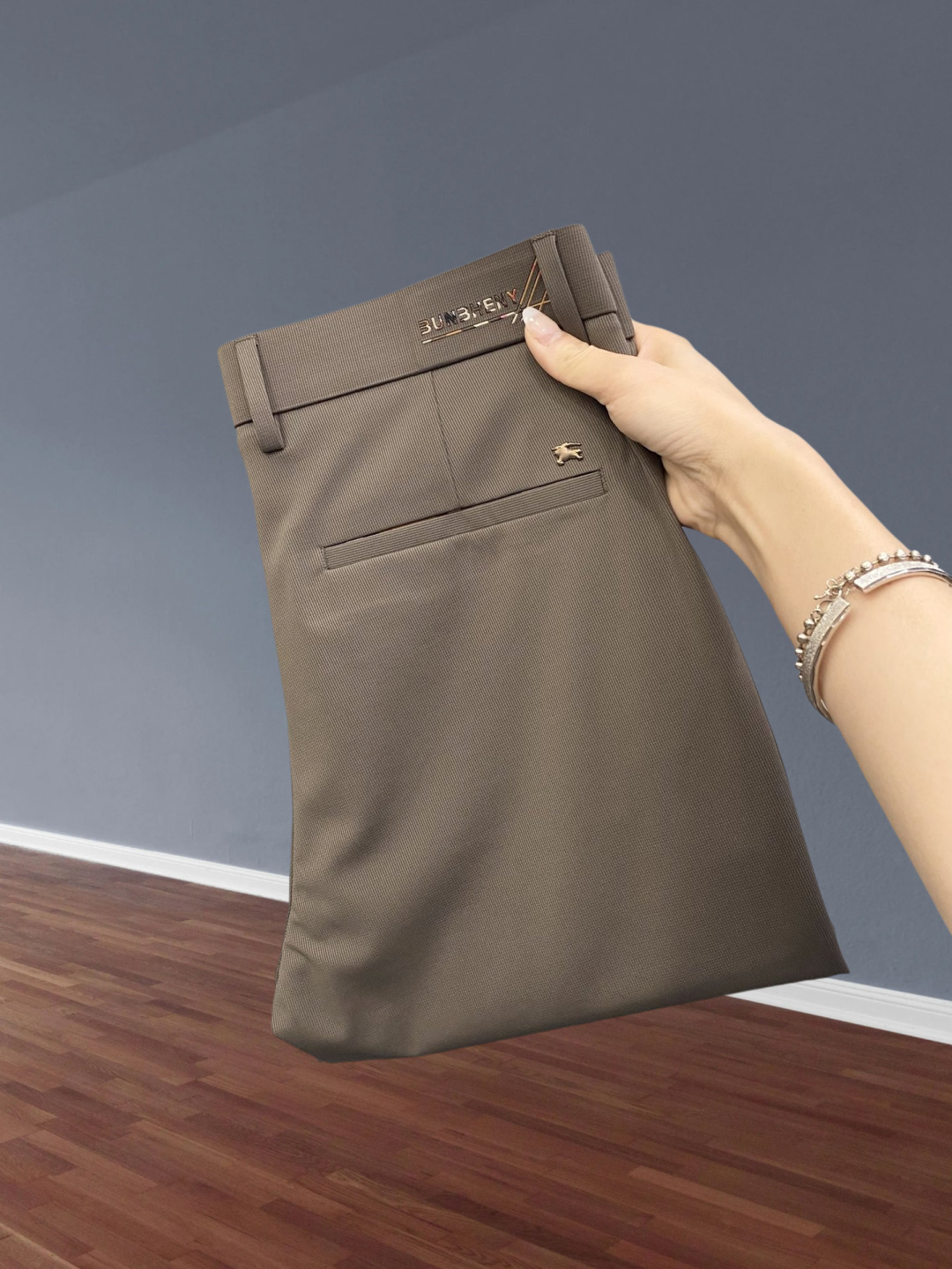 🔥BURBERRY 巴宝莉 26年新品休闲裤🔥专柜热销款 品味与价值共享 身穿着非常舒适 低调不失奢华 