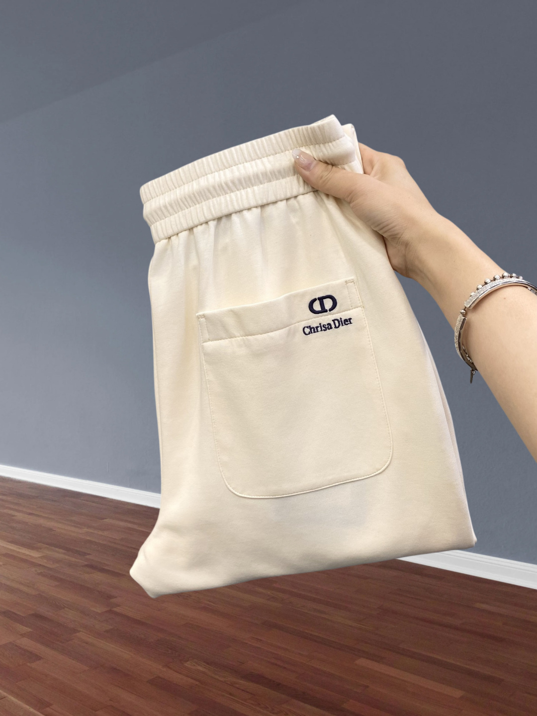 🔥DIOR 迪奥26年新品休闲裤🔥专柜热销款 品味与价值共享 身穿着非常舒适 低调不失奢华 穿出去非常有