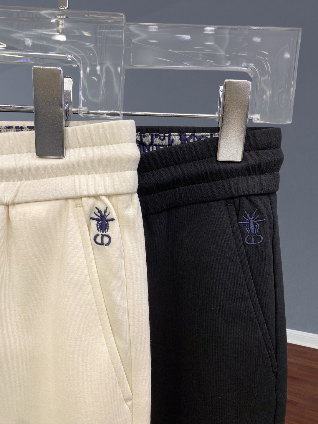 🔥DIOR 迪奥26年新品休闲裤🔥专柜热销款 品味与价值共享 身穿着非常舒适 低调不失奢华 穿出去非常有