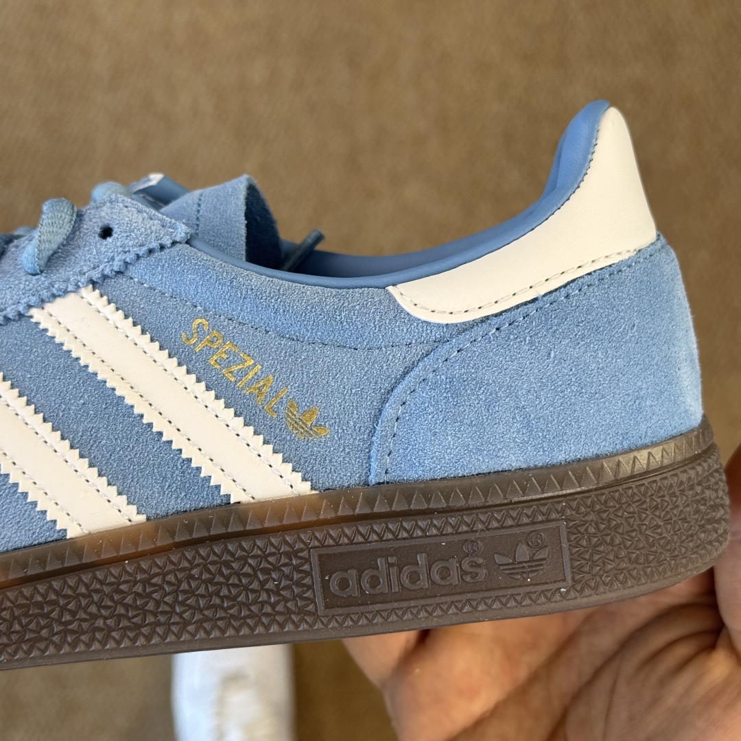  
XJ版 极致性价比！阿迪T字德训鞋：白蓝麂皮
Adidas/阿迪达斯 HANDBALL SPEZIA
