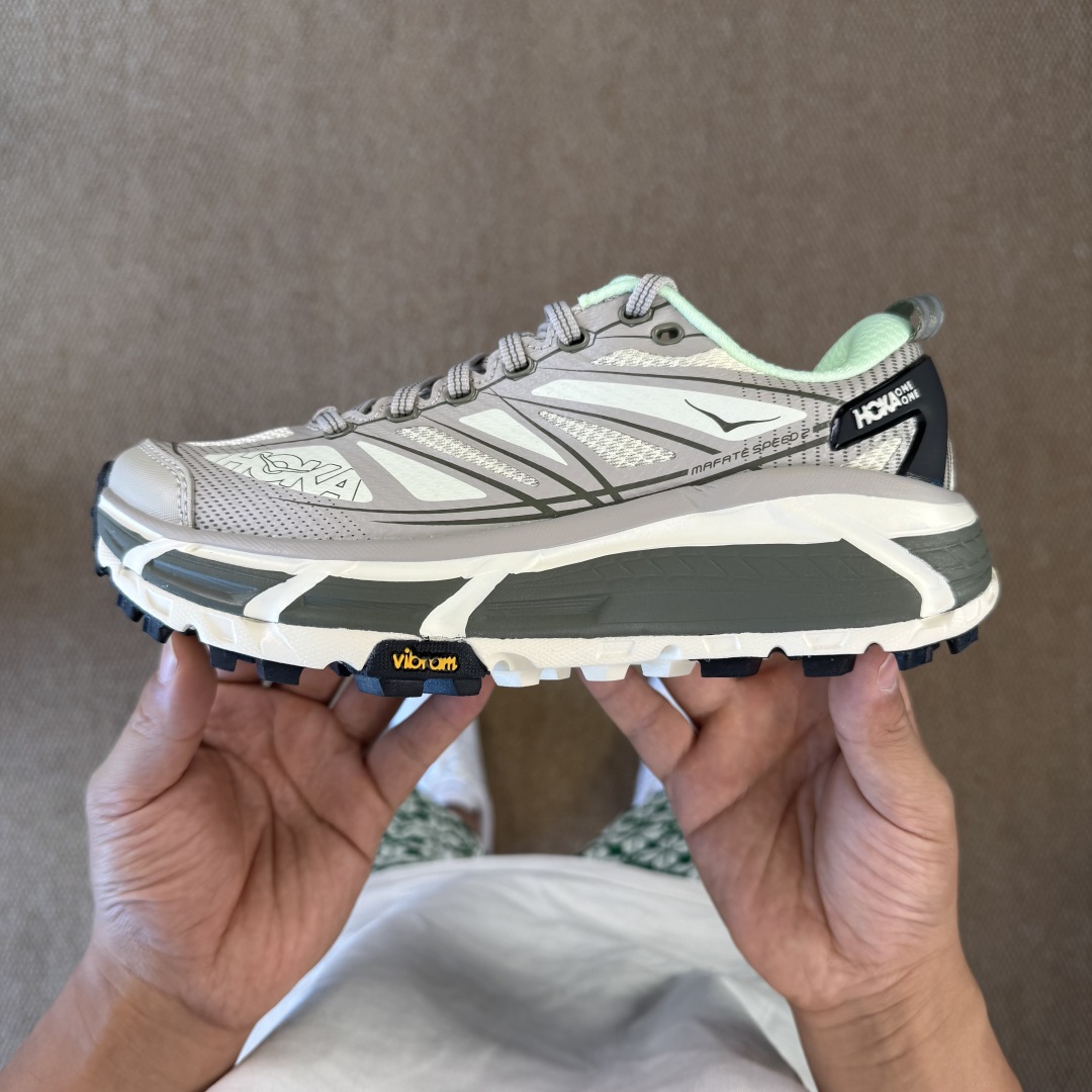  
HOKA ONE ONE Mafate Three 玛法特2.0 第15色：米棕色
独家高端版本！市