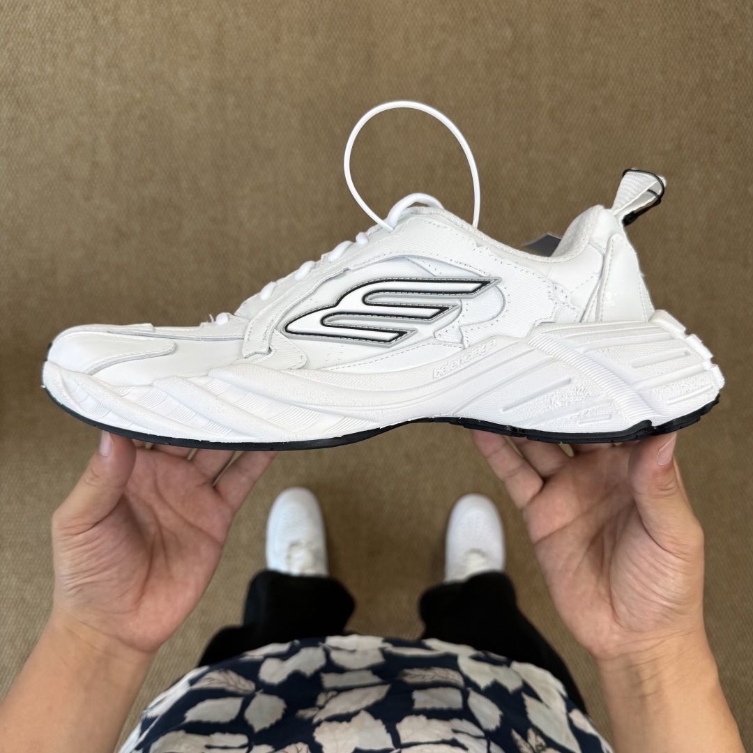 福利特价GT版 巴黎世家16代 Monday 白色Balenciaga Monday 巴黎世家牛皮革圆头
