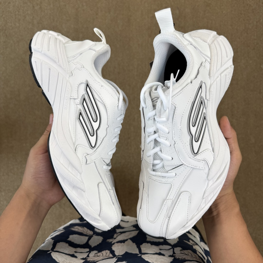 福利特价GT版 巴黎世家16代 Monday 白色Balenciaga Monday 巴黎世家牛皮革圆头