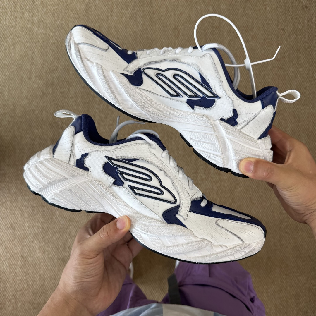 福利特价GT版 巴黎世家16代 Monday 白蓝Balenciaga Monday 巴黎世家牛皮革圆头