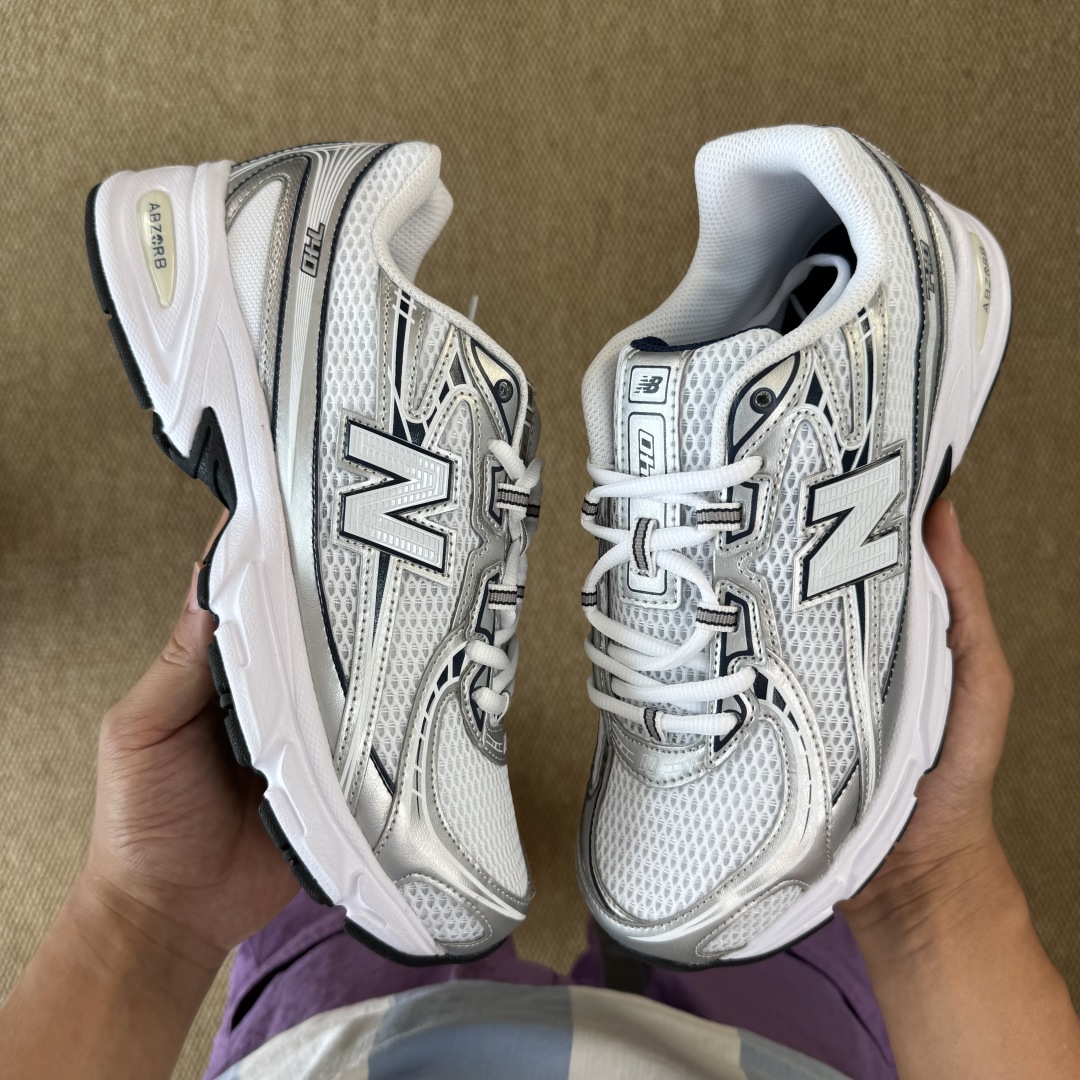  
最强性价比！新百伦nb740 第5色 银黑
大厂出品，品质优价格合理，降维打击‼️
尺码36-46.